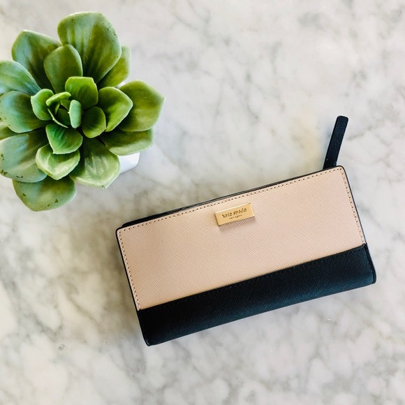 kate spade Handbags - KATE SPADE STACY LAUREL WAY WALLET BLACK & BLUSH